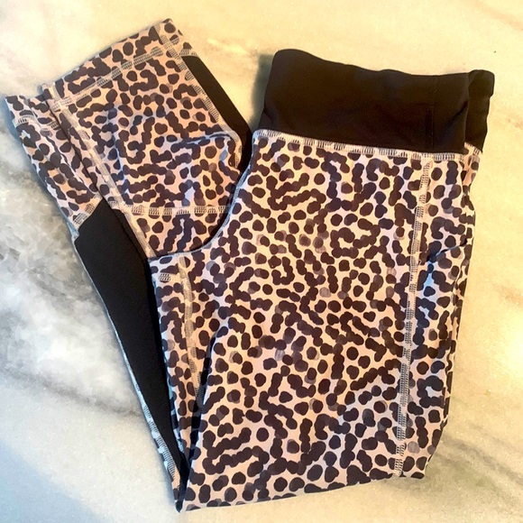 Lululemon animal print capris - Picture 2 of 5
